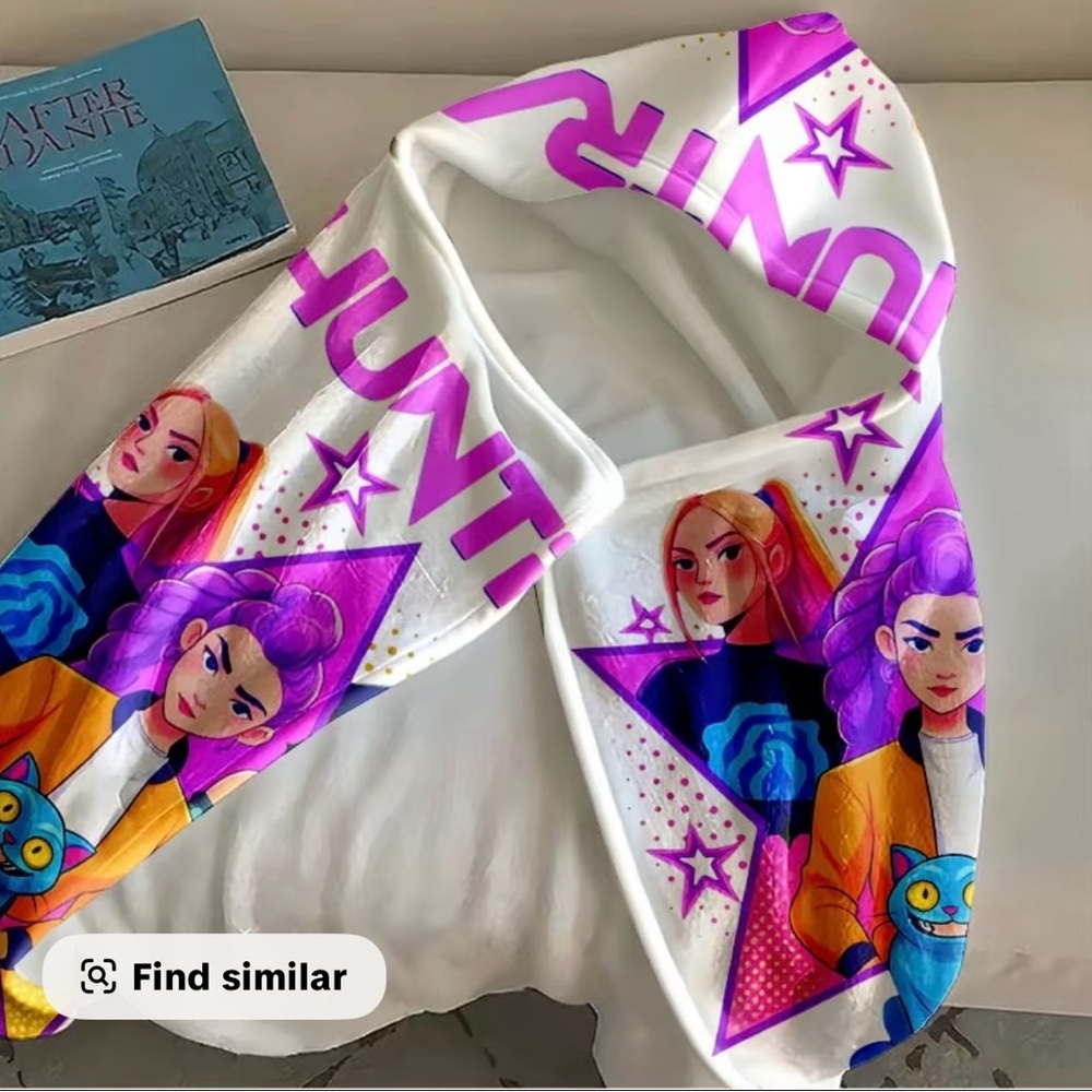 Kids K-Pop Hooded Blanket with- Purple and White - Picture 3 of 6
